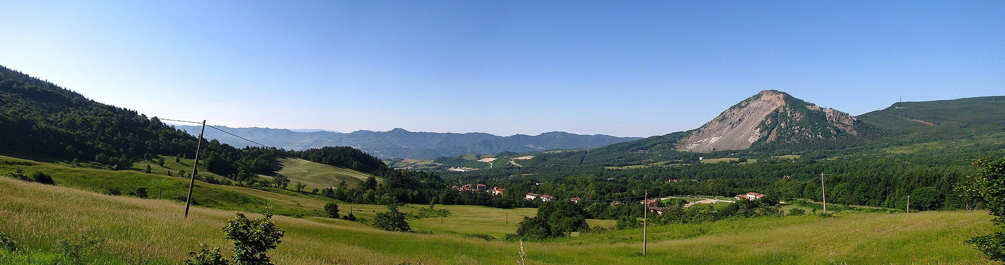 Panoramic view of Italian countryside